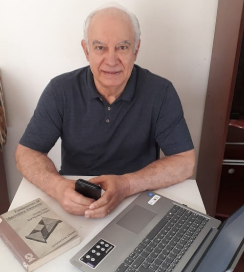 Professor de matemática João Vinhosa, criador do projeto Matemática em Conta-Gotas (Foto: Reprodução)