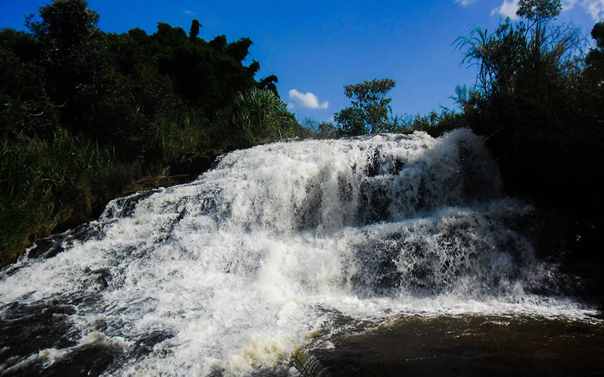 Cachoeira do Baú em Santo Antônio da Alegria é um dos pontos turísticos da região