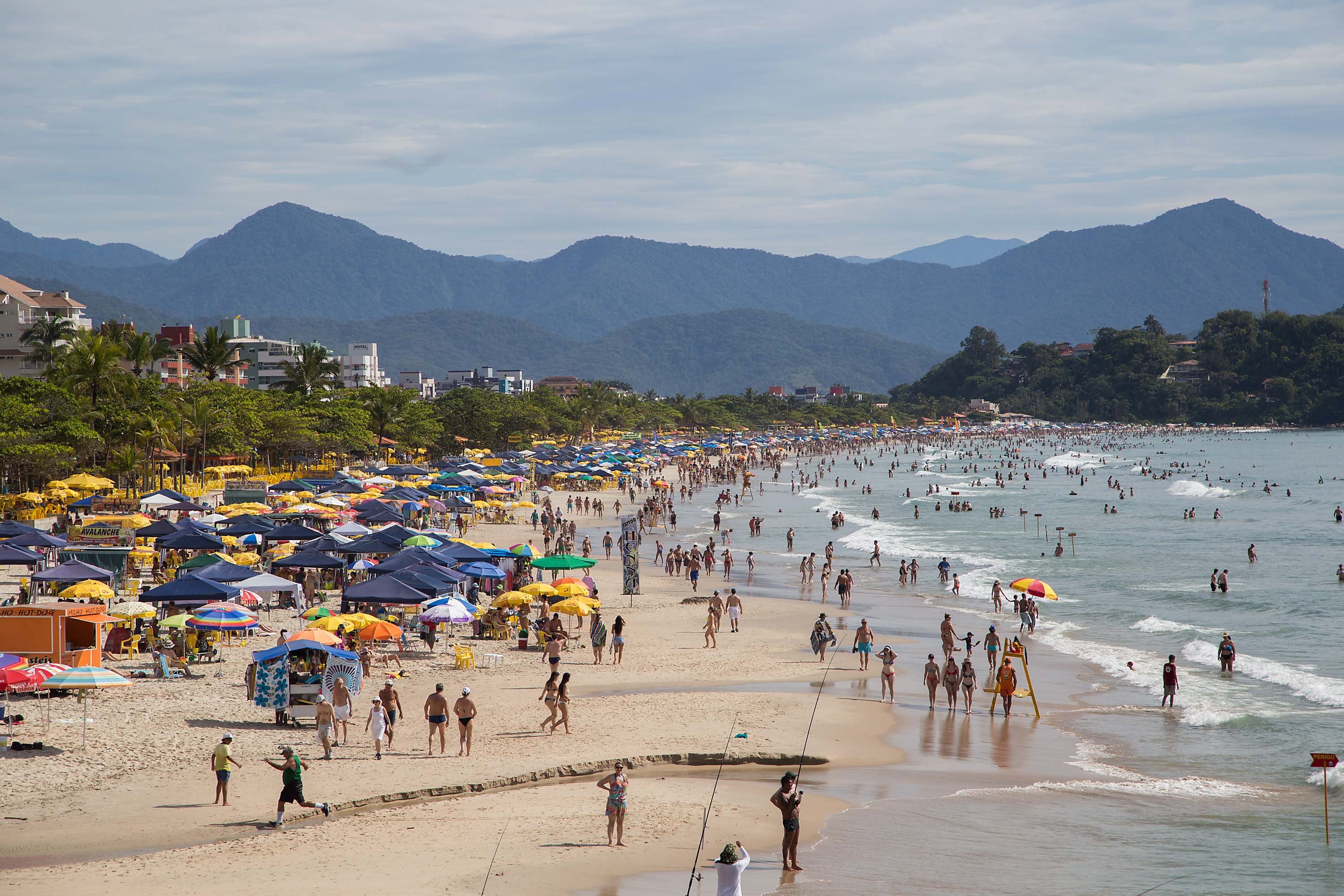 Destino preferido nos feriados prolongados no país é o litoral brasileiro (Foto: Reprodução)