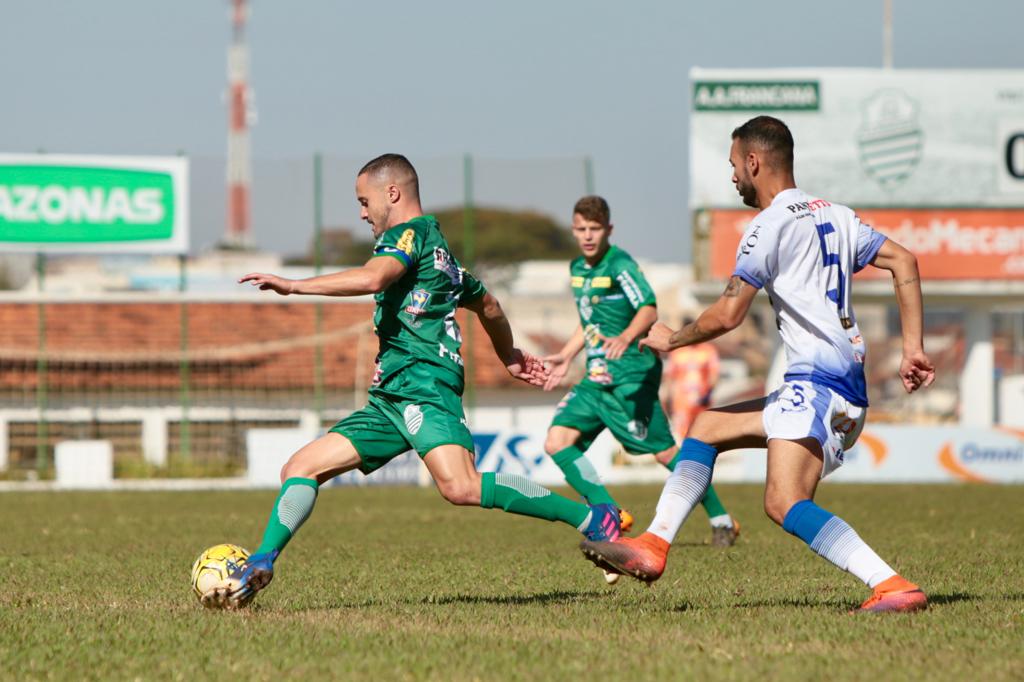 Francana treina forte para enfrentar Andradina no final de semana (Foto: Wilker Maia)