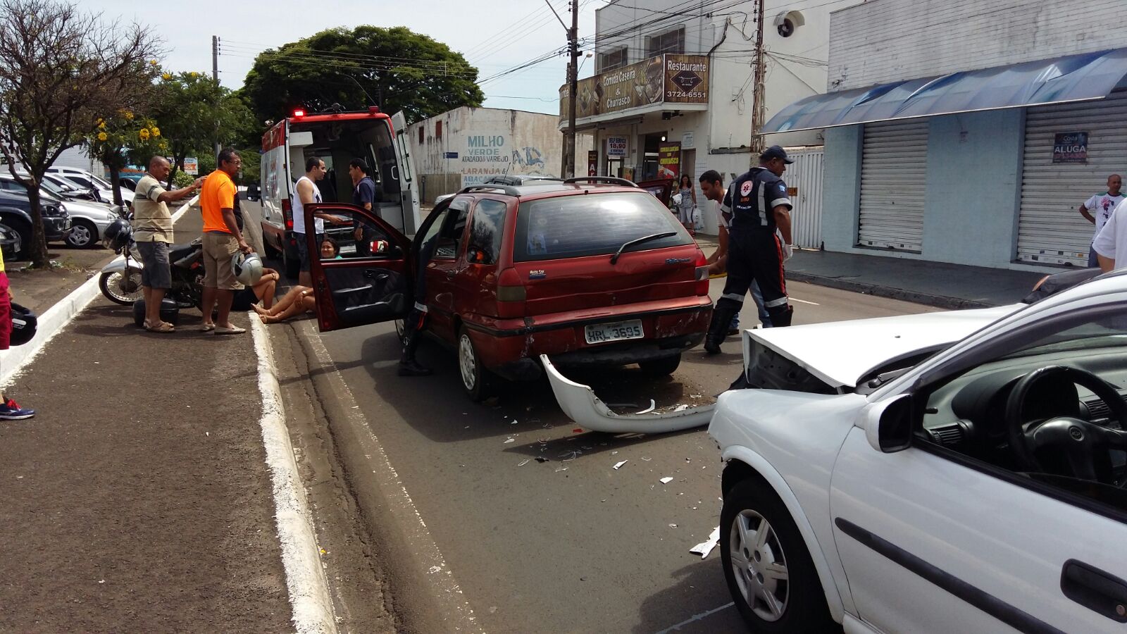Acidente aconteceu na manhã desta quinta-feira, 24, na Avenida Chico Júlio