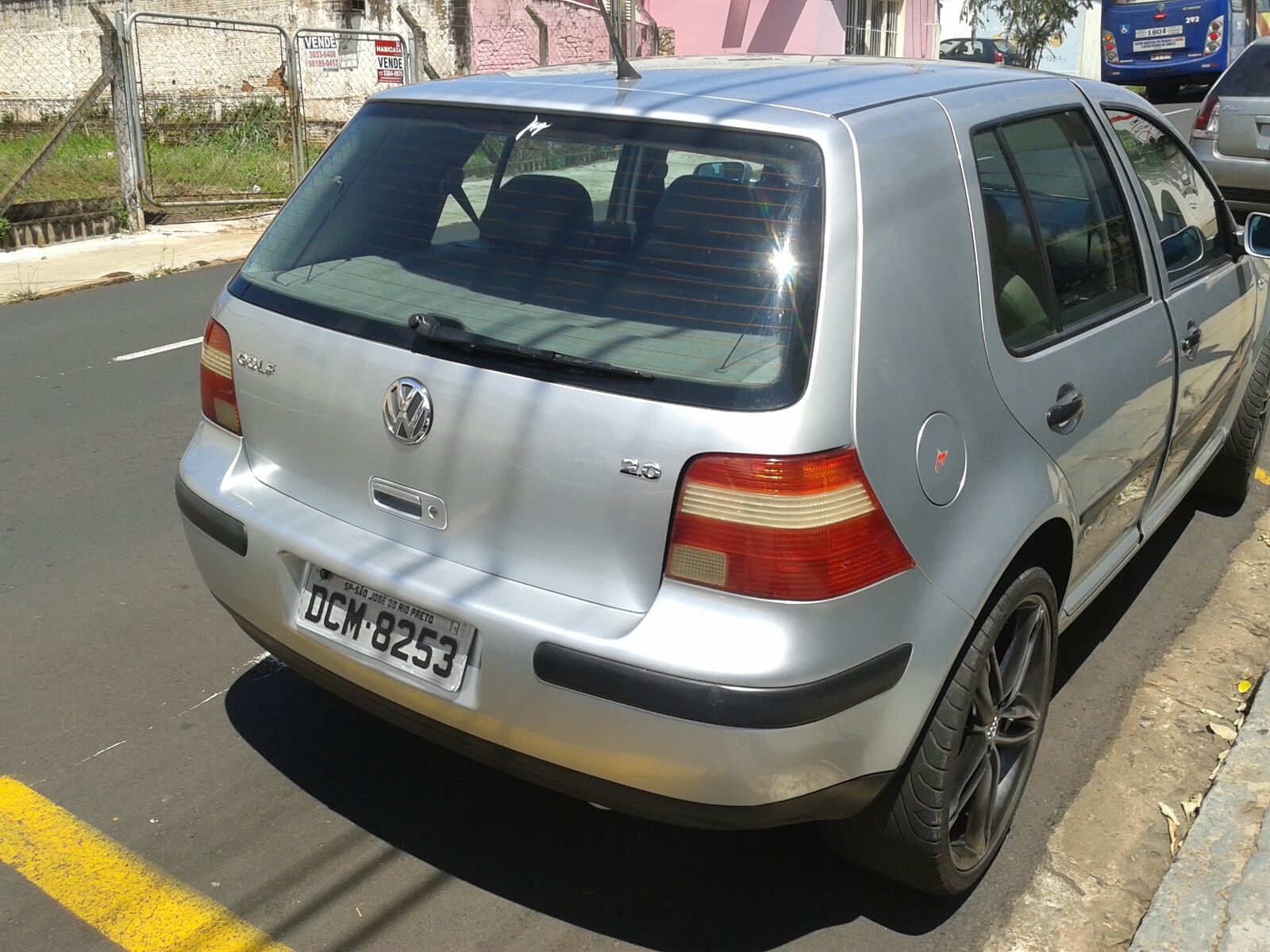 Esse é o verdadeiro carro, clonado e de posse de um condutor de 45 anos