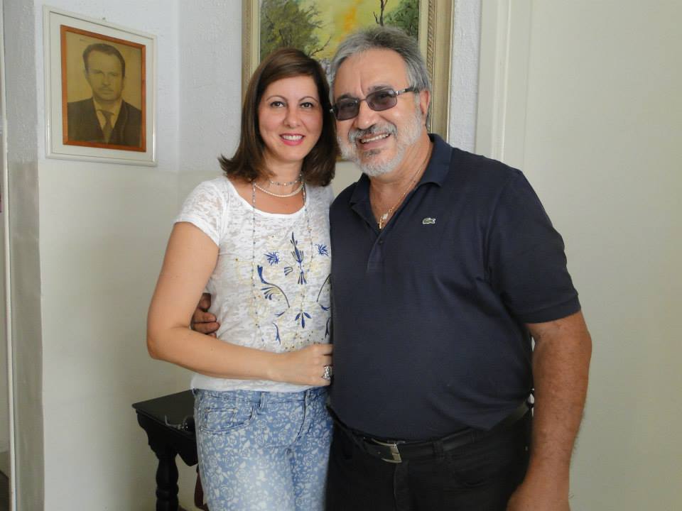 O vereador e advogado era casado com a professora Rosana e tinha quatro filhos