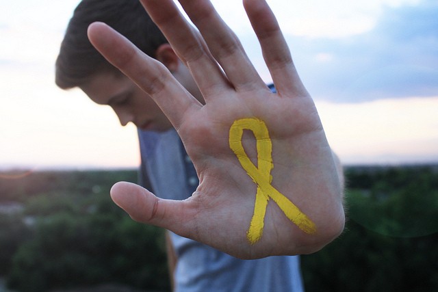 Laço amarelo é símbolo do Dia Mundial de Prevenção do Suicídio, 10 de setembro