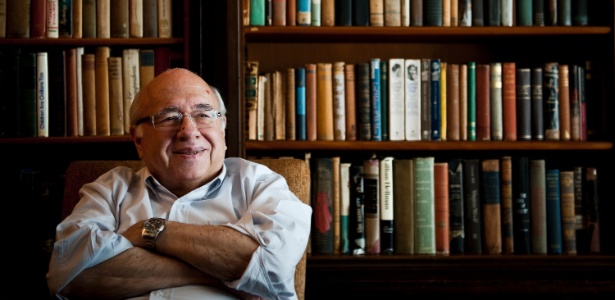 O escritor Luís Fernando Veríssimo é uma das presenças confirmadas no evento