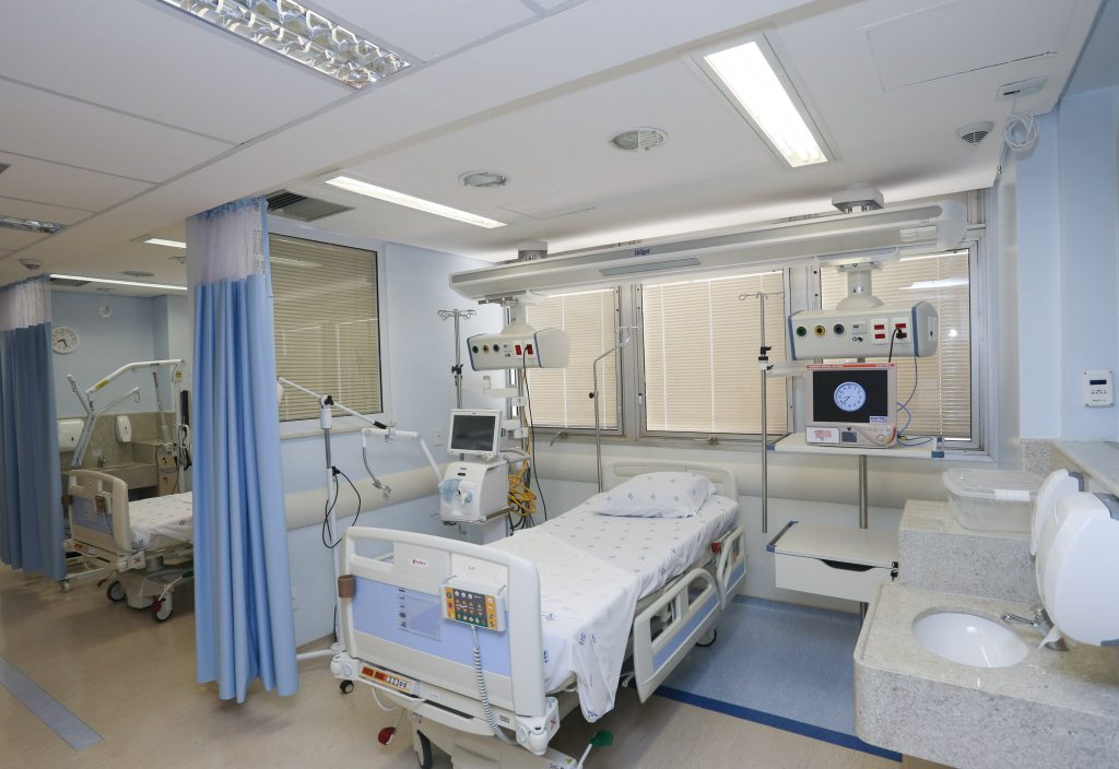 Instalações incluem 233 leitos hospitalares, 72 salas e consultórios (Foto: Divulgação)