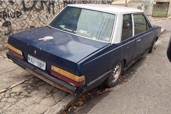 Quando abandono ficar caracterizado, Prefeitura apreenderá veículo e em certo tempo o levará a leilão  (Foto HR Multimídia)