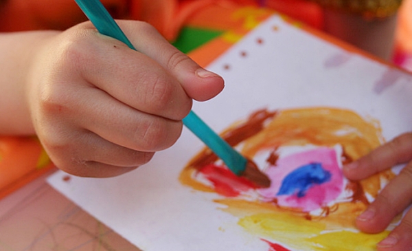 Oficinas de pintura, panificação, artesanato e escultura (Foto Arquivo JF)