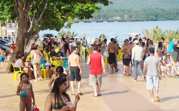 Turistas devem lotar ranchos e o calçadão de Rifaina (Foto Circuito Regional)