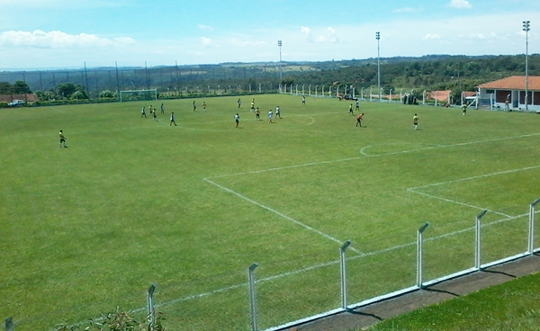 Jogos são realizados no Estádio Municipal (Circuito Regional)