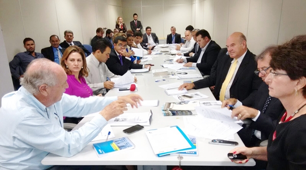Prefeito e vereadores no encontro de Brasilia (Foto Circuito Regional)