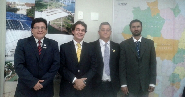Prefeito Zezinho e o vereador Careca, na transmissão de cargo