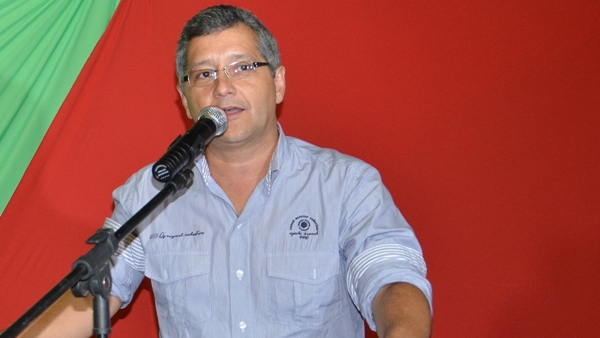 Prefeito José Raimundo de Almeida Júnior - Zezinho do Galego, de Pedregulho (Foto HR Multimídia)