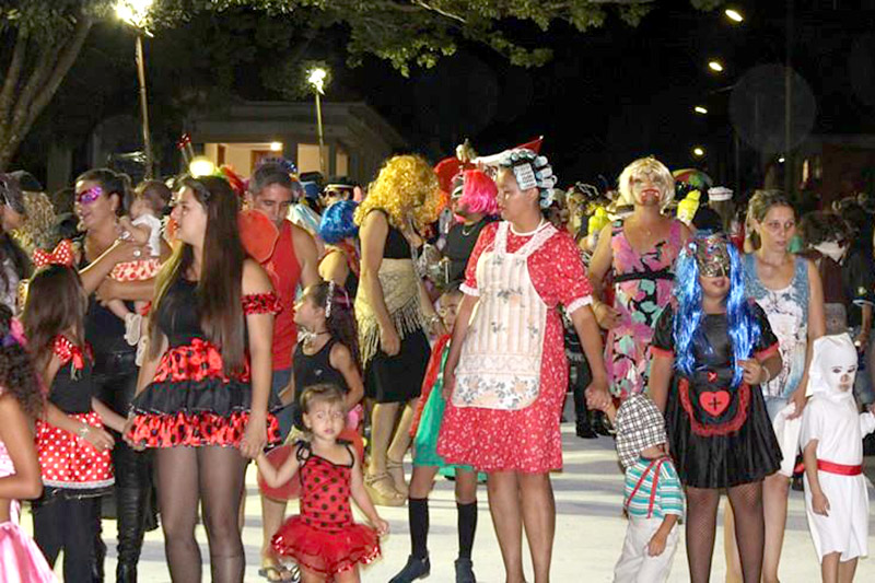 Edição de 2015, do carnaval em Capetinga (MG) - (Foto Circuito Regional)