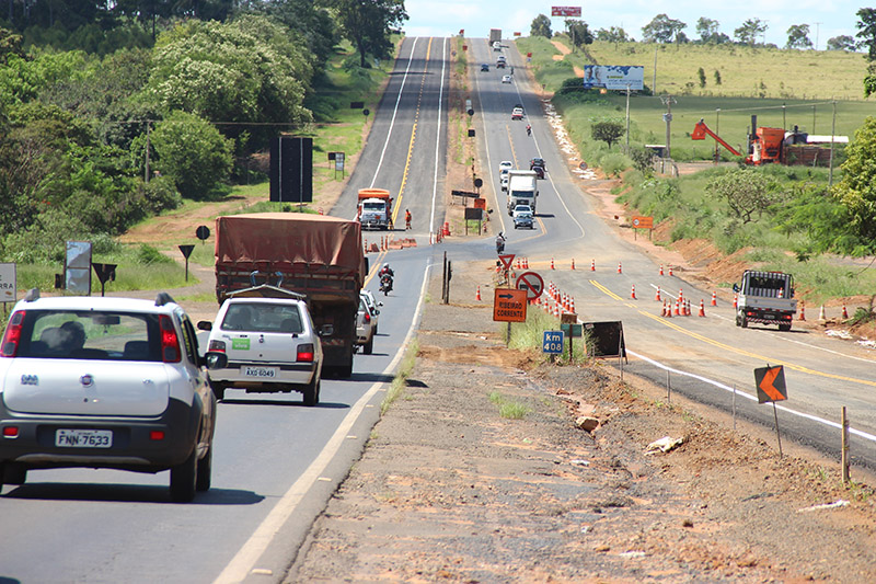 Pista (ao fundo) foi sinalizada e aberta para tráfego de veículos (Foto Circuito Regional)