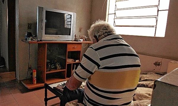 Vulneráveis, idosos são ludibriados por grupo de criminosos que age na região (Foto Reprodução)