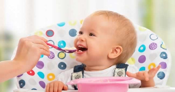 Pausa durante a jornada de trabalho será para alimentar o filho até os seis meses de idade (Foto Reprodução)
