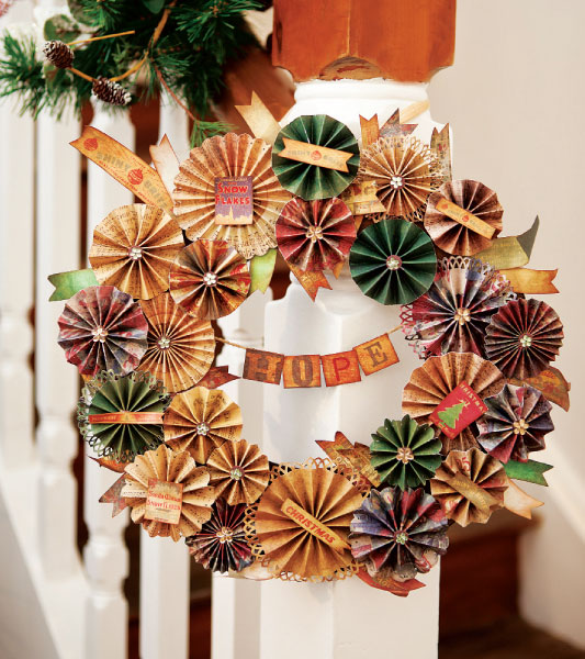Guirlanda de Scrap é tendência para decorar festa de Natal (Foto: Reprodução)
