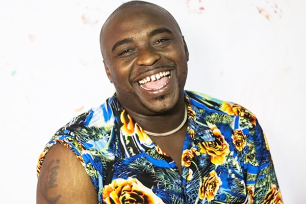 William: cuidar de dona Guiomar e montar quiosque em Rifaina (Foto GShow)