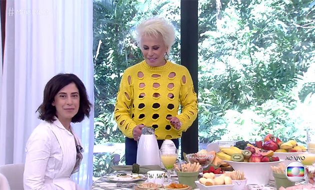 Ana Maria serviu café para atriz, mas ela disse que costuma beber chá de manhã (Reprodução/ TV Globo)