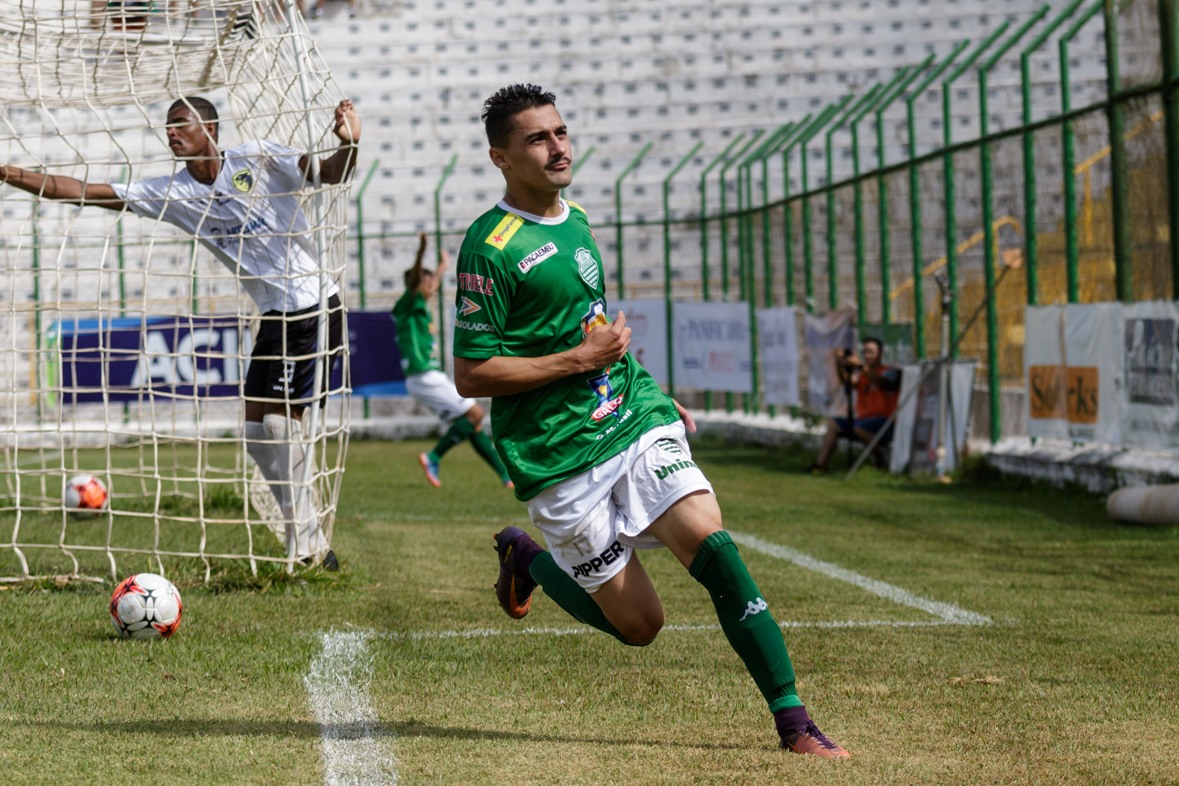 Éric Mamer promete que a Francana não irá se contentar com o empate no duelo decisivo de sábado (divulgação AA Francana)
