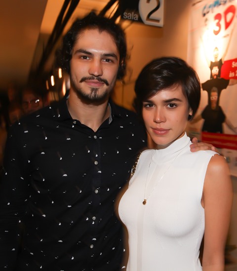 O casal de atores é só amor desde que começou a sair no Carnaval deste ano (Foto: Reprodução)