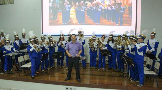 O maestro Marcelo Moreira é quem ministrará as aulas (Foto: Visão Regional)