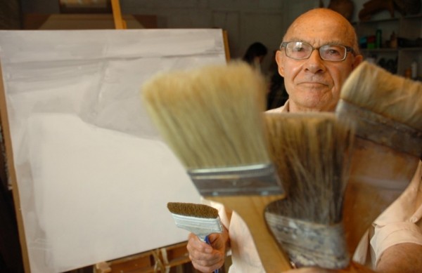 O artista plástico Thomaz Perina é tema da exposição