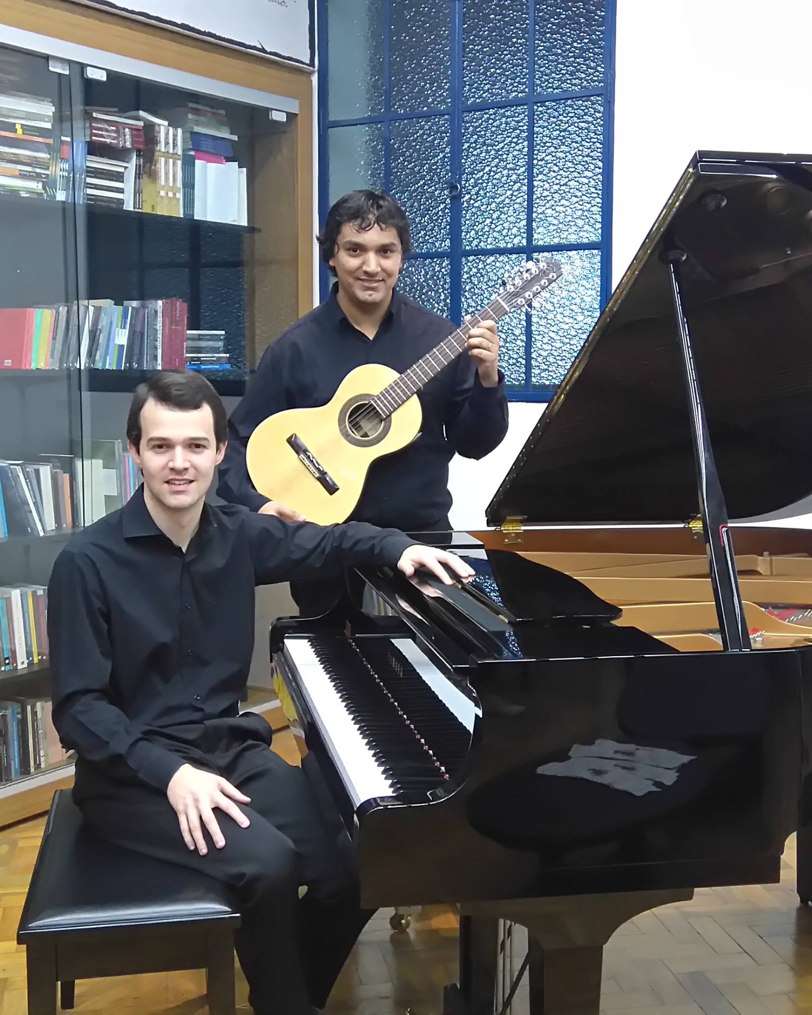O pianista Daniel Augusto e o especialista em viola caipira Reinaldo Toledo