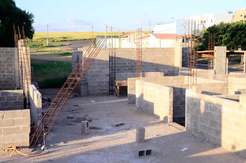 Creche no Parque Esmeralda é uma das unidades com obras paradas (Foto: Reprodução)