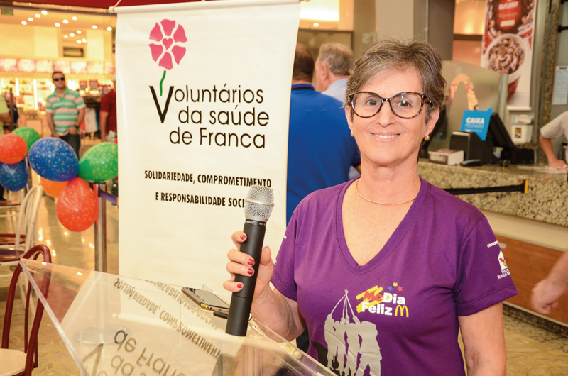 A presidente do CVSF, Dorotéa Russo, chama a população para comparecer ao 15º Bazar das Voluntárias e contribuir com a causa dos pacientes do HC de Franca
