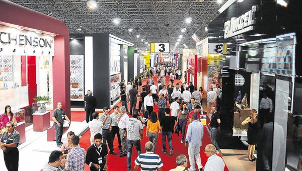 Couromoda 2016 foi encerrada ontem, 13, em São Paulo (Foto Couromoda)