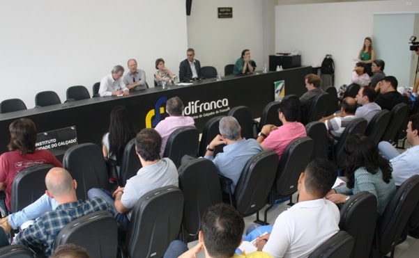 Análise foi feita pelo economista e consultor da Abicalçados, Marcos Lélis, durante workshop nesta sexta-feira em Franca (Foto Abicalçados)