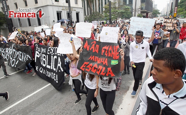 Em Franca, duas escolas foram ocupadas ate que Alckmin desistisse do processo