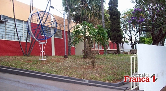 ETEC de Batatais Antônio de Pádua Cardoso, também tem vagas