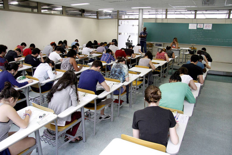 Na prova desta primeira fase foram 90 questões de múltipla escolha, sendo 30 de linguagens, 30 de ciências humanas e 30 de ciências da natureza (Foto Vunesp)