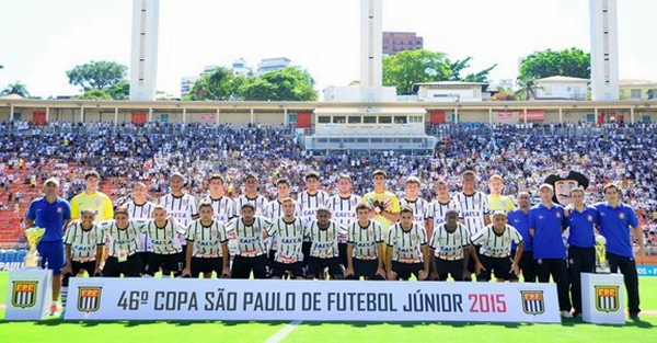 Corinthians foi campeão da edição de 2015 ao vencer o Botafogo de Ribeirão, no Pacaembu (Foto Arquivo JF)