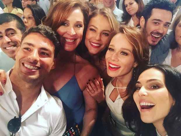 Globais se divertem durante a gravação (Foto: Reprodução Instagram)