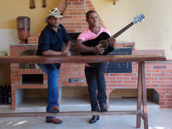 João Lucas e Hernane é uma das atrações da festa deste sábado (Foto: Reprodução)