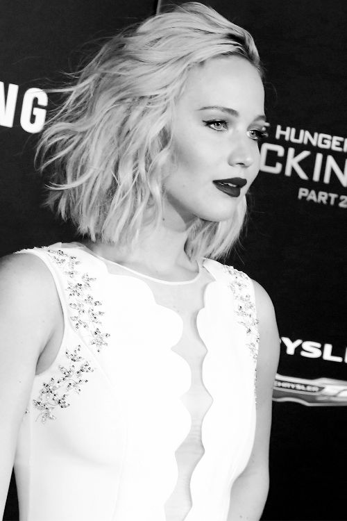 Jennifer Lawrence utiliza a tendência em seu cabelo com frequência (Foto: Reprodução)