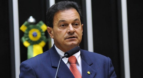 Deputado federal Aelton Freitas (PR-MG) se livrou de punição (Foto Reprodução)