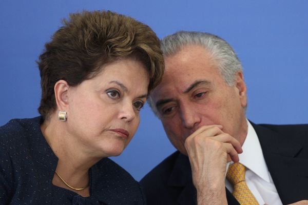 Não dá mais: PMDB pula do barco que afunda