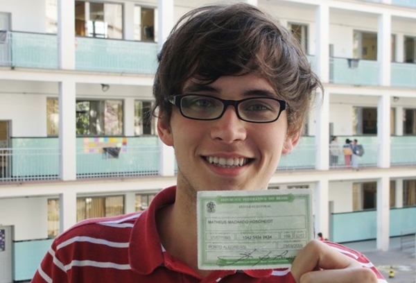 Jovens podem fazer cadastro biométrico