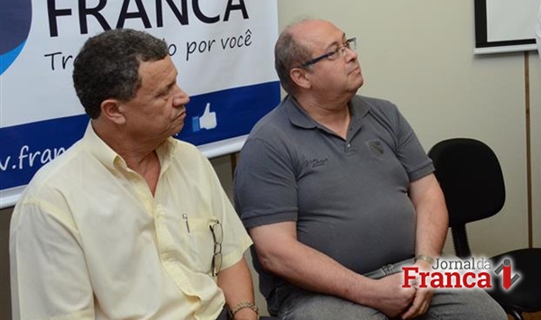 Márcio Nalini (à direita), presidente do CMAS, ao lado do vereador Cordeiro (esquerda)
