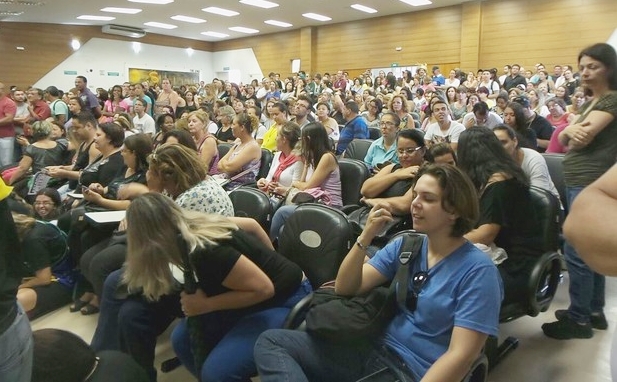 População só aparece nas sessões quando o assunto é específico