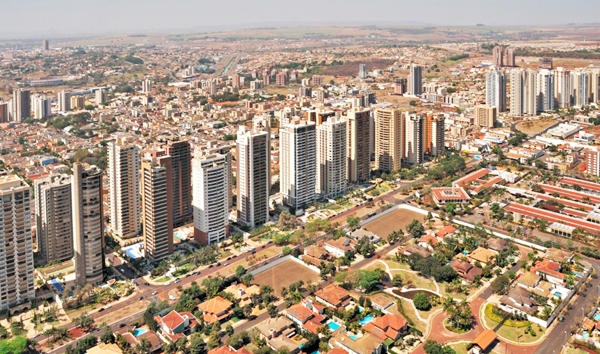 A Região de Ribeirão Preto tem área total de 9.524,983 km quadrados, 1.351.695 habitantes e PIB – Produto Interno Bruto de R$ 33,6 bilhões (Foto Reprodução)