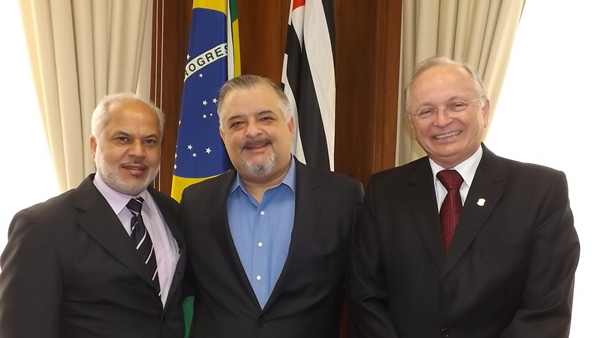 Vereador Vergara com o vice-governador Márcio França e com o ex-deputado Dr. Ubiali (Foto Divulgação)