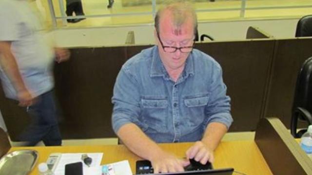 Vereador Radaeli quer que Prefeitura conserte o asfalto na Francisco Marques (Foto: Câmara de Franca)