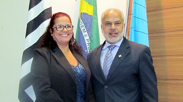 Elaine Amaral e Luiz Vergara, presidente e vice do Sinsaúde Franca e Região