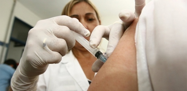 Antecipação da vacinação foi pedida em Franca pelo vereador Vergara